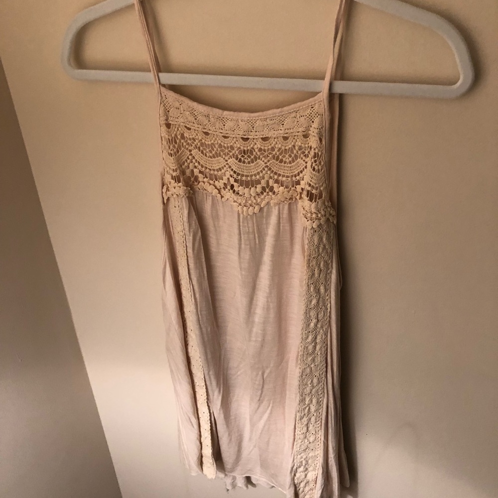 Lace detailed tank top